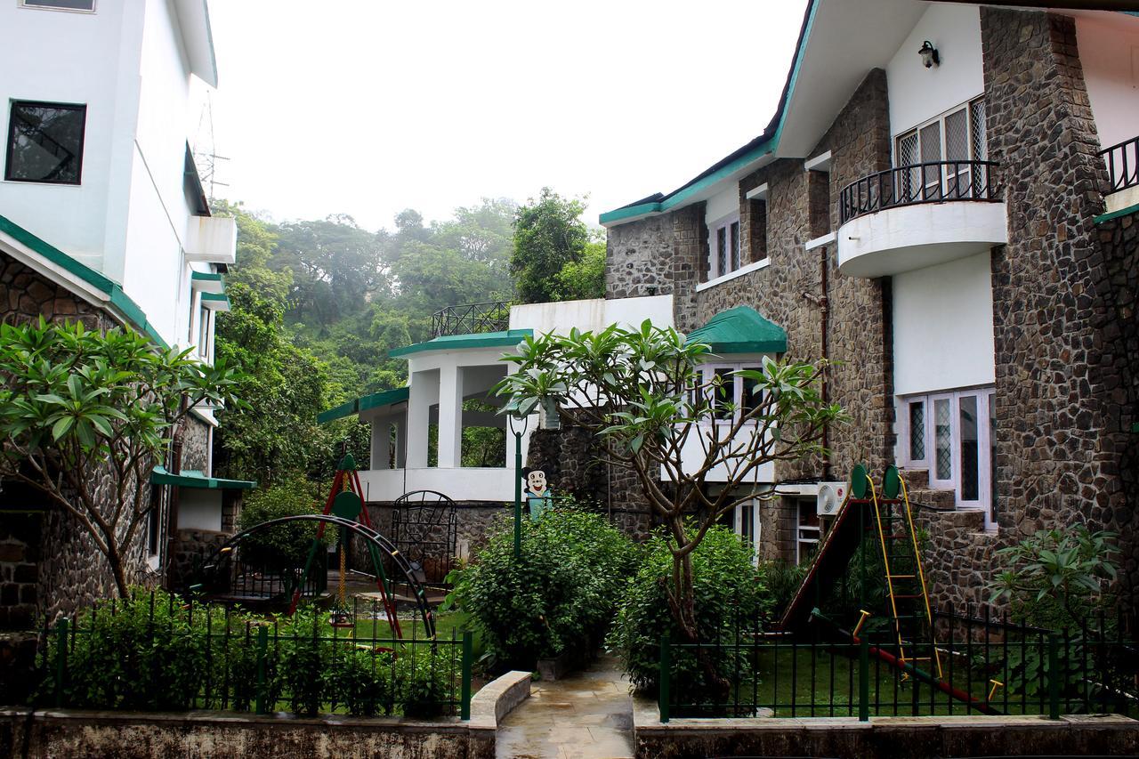 Velvet County Resort & Spa Lonavala Eksteriør billede